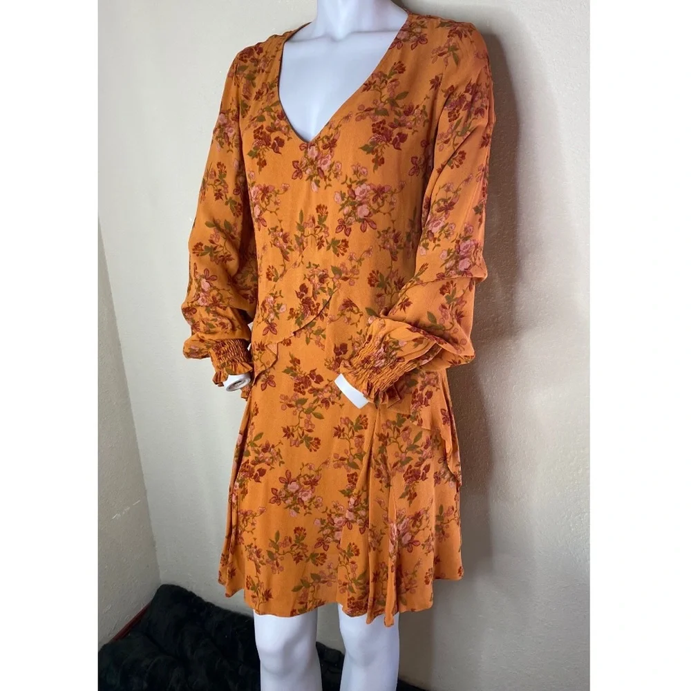 Small A Loves A Sienna Floral Dress - Picture 3 of 9